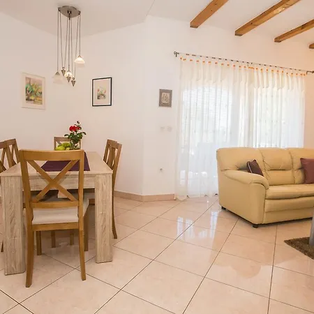 Verica Appartamento Nova Vas (Porec)